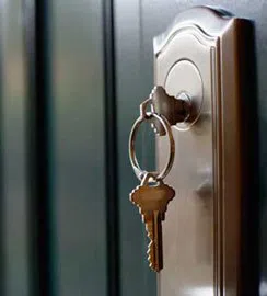 Lock Safe Services Bronx, NY 718-304-2931 - locksmith-service-around-me